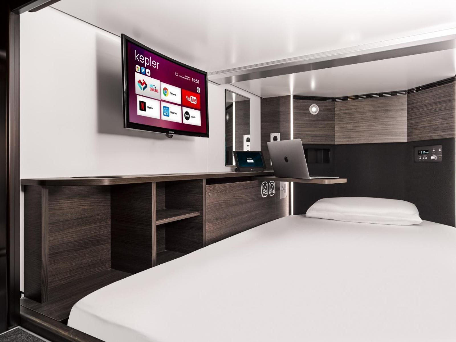 Kepler Club Riga Airport Hotel - Airside Eu Transit Area Ieki Екстериор снимка