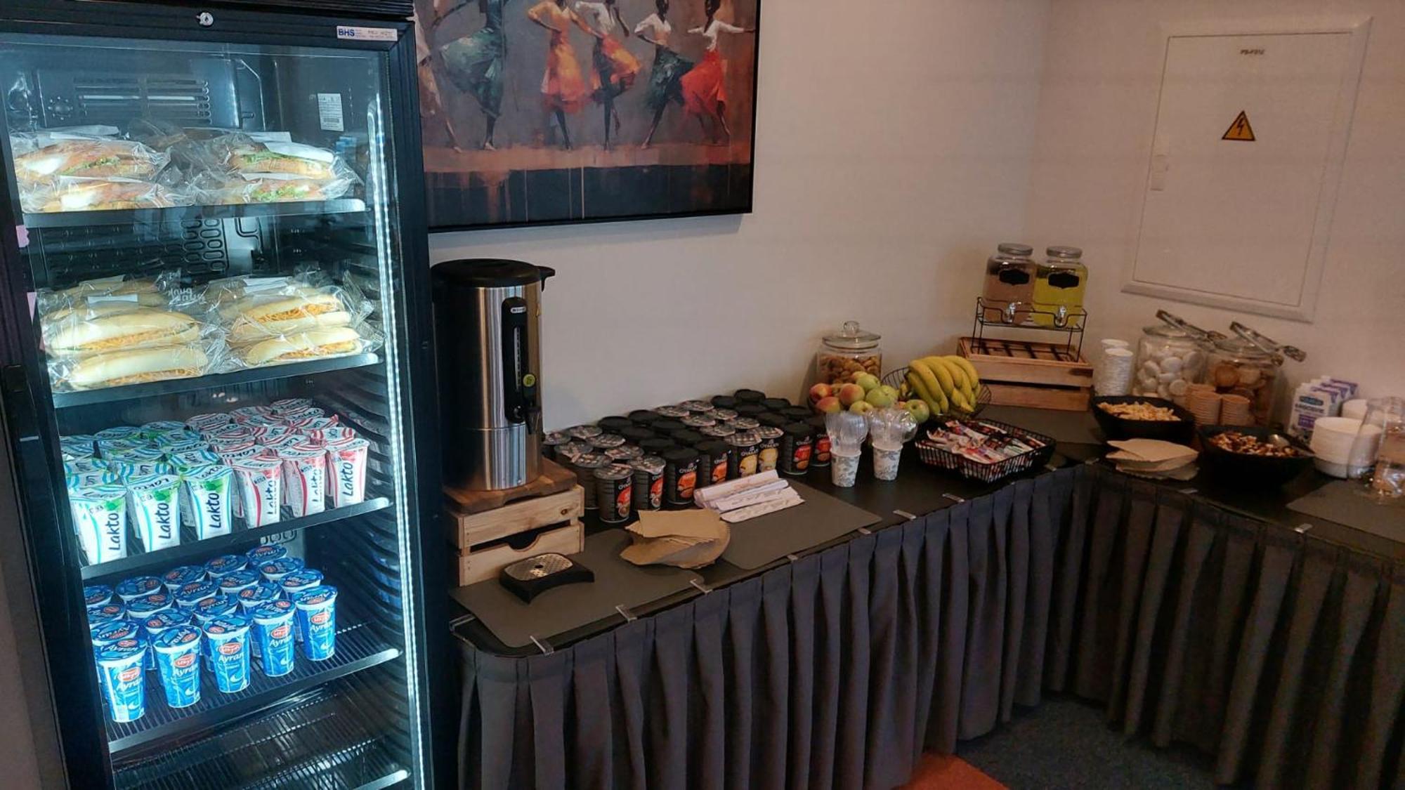 Kepler Club Riga Airport Hotel - Airside Eu Transit Area Ieki Екстериор снимка